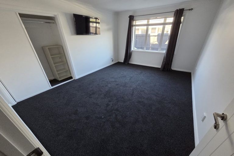 Photo of property in 16 Highgate Drive, Rangiora, 7400