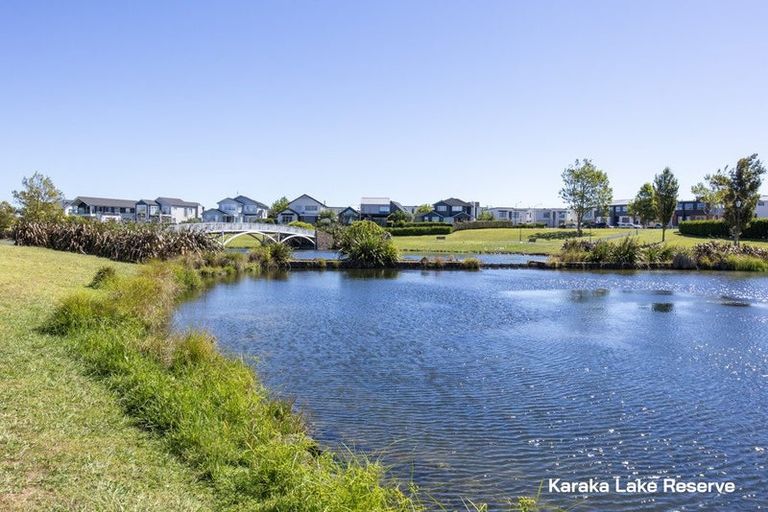 Photo of property in 29 Taipahitini Road, Rosehill, 2113