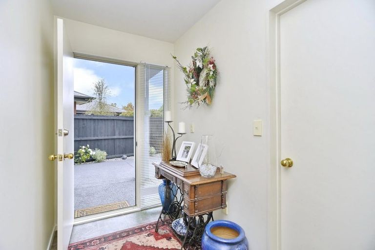 Photo of property in 4 Matawai Close, Rangiora, 7400