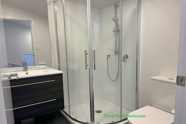 Photo of property in 12 Kamahi Place, Paraparaumu, 5032