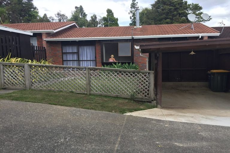 Photo of property in 1/77 Konini Road, Titirangi, Auckland, 0604