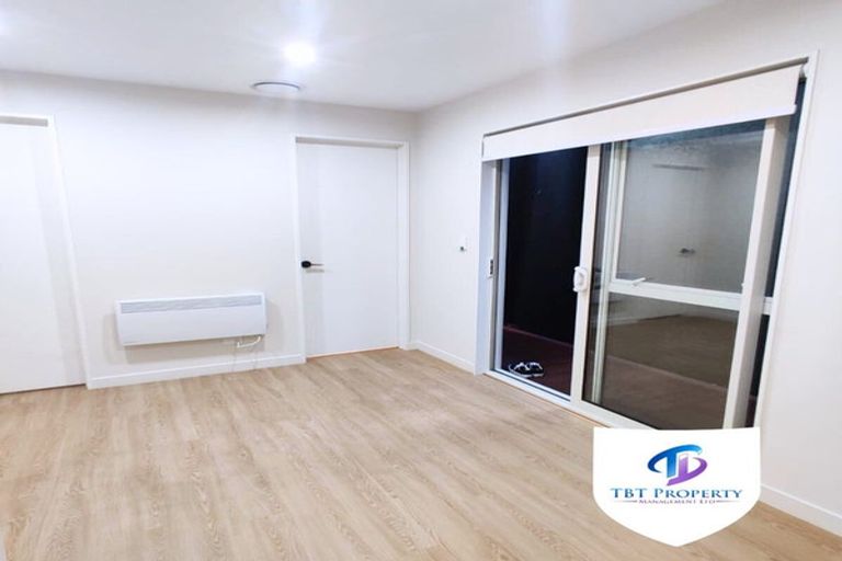 Photo of property in 17 Bushfield Drive, Flat Bush, Auckland, 2019