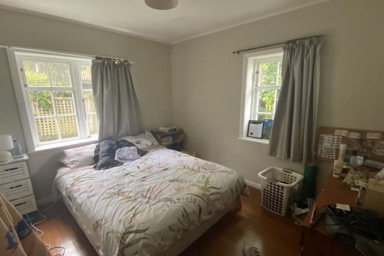 Photo of property in 145a Onslow Road, Khandallah, Wellington, 6035