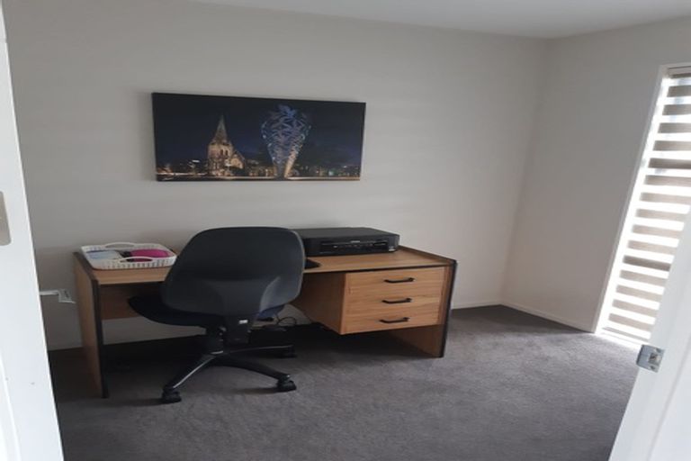 Photo of property in 6 Overton Place, Prebbleton, 7604