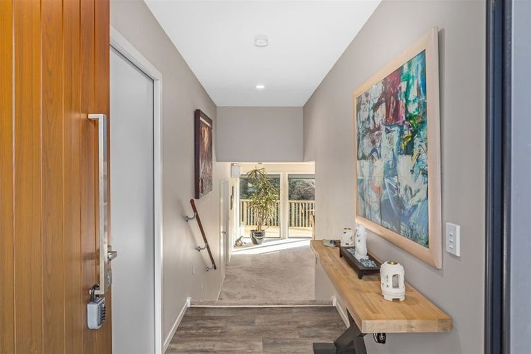 Photo of property in 122 Navigation Drive, Whitby, Porirua, 5024