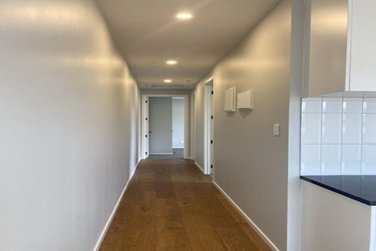 Photo of property in 12 Cutfield Lane, Kumeu, 0810