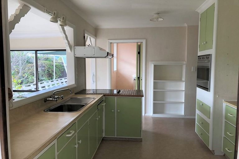 Photo of property in 52 Trafalgar Street, Levin, 5510