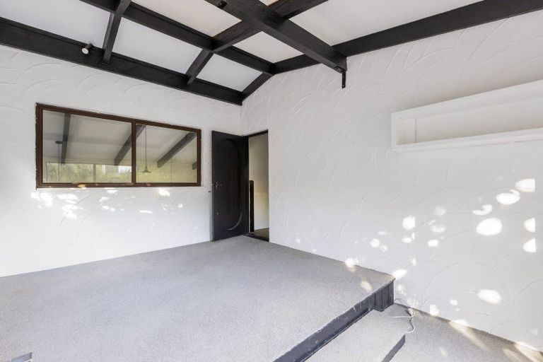 Photo of property in 130 Smart Road, Glen Avon, New Plymouth, 4372