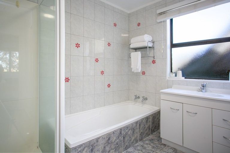 Photo of property in 207 Lamb Street, Leamington, Cambridge, 3432