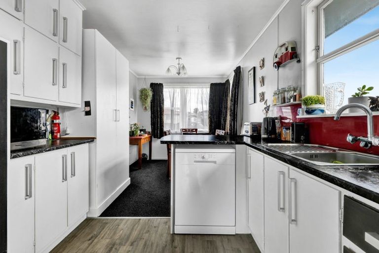 Photo of property in 65 Cloten Road, Stratford, 4332