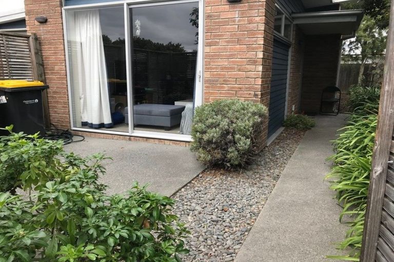 Photo of property in 47 Lyndon Street, Riccarton, Christchurch, 8041