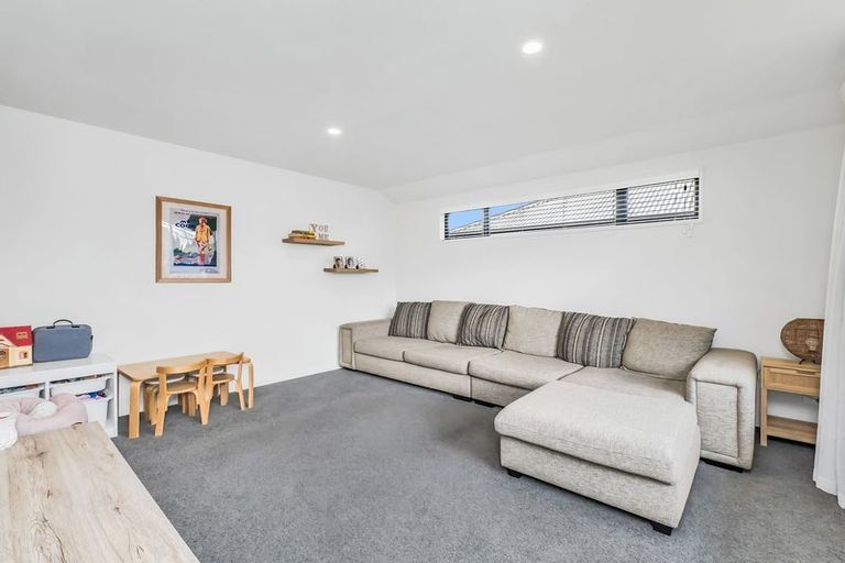 Photo of property in 3 Guyon Street, Marshland, Christchurch, 8083