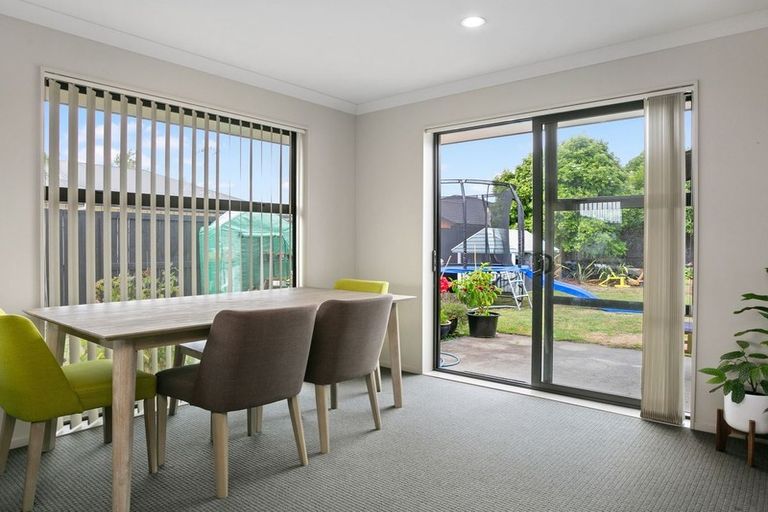 Photo of property in 15 Jasmine Place, Cambridge, 3434