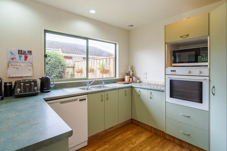 Photo of property in 74b Mazengarb Road, Paraparaumu Beach, Paraparaumu, 5032