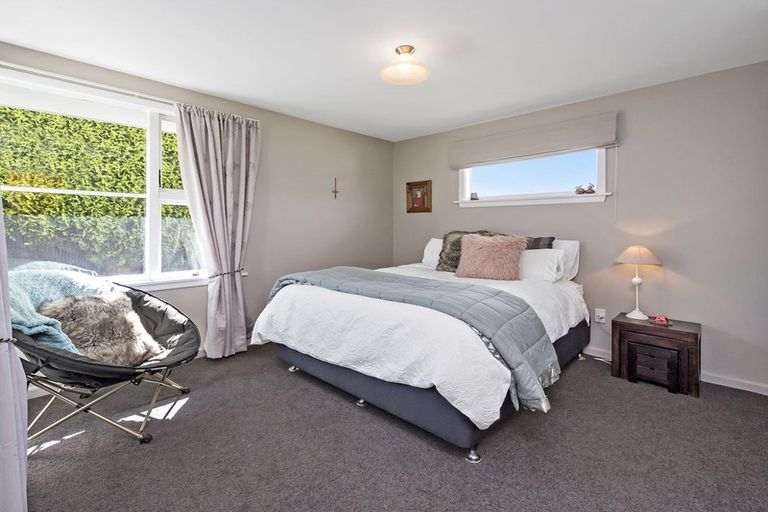 Photo of property in 55 Oriana Crescent, Hornby, Christchurch, 8042