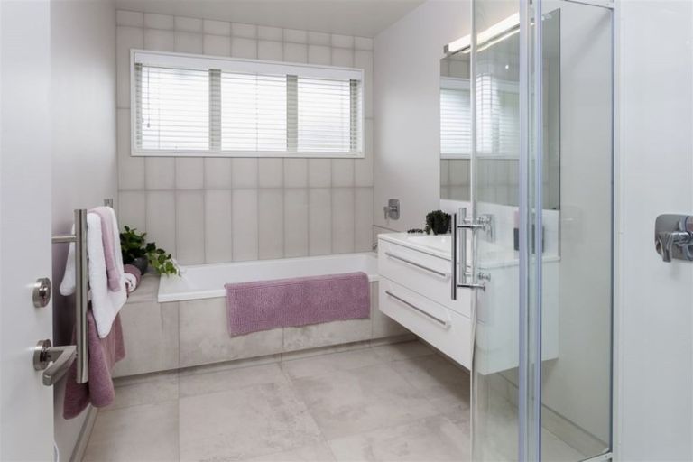 Photo of property in 9 Ardnave Lane, Broomfield, Christchurch, 8042