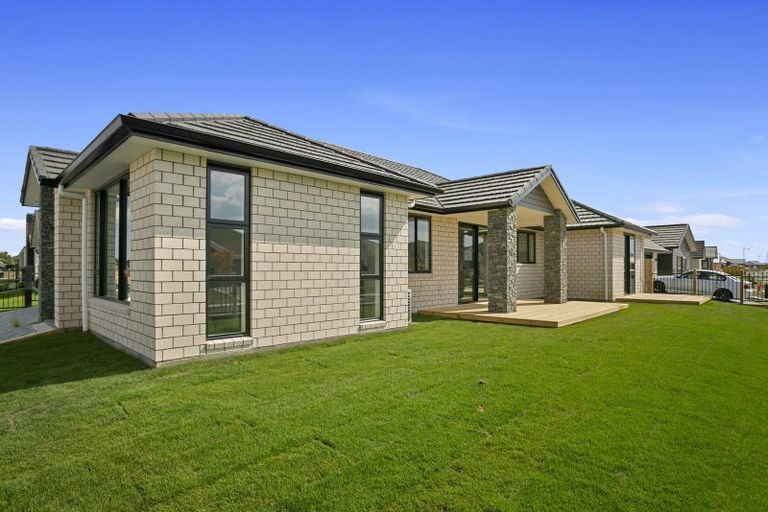Photo of property in 5 Kaaka Street, Cambridge, 3434