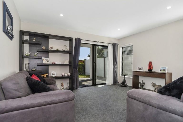 Photo of property in 8 Maria Tini Drive, Papamoa Beach, Papamoa, 3118