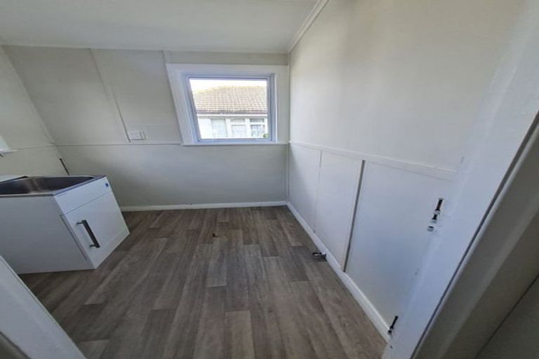 Photo of property in 73 Seddon Street, Takaro, Palmerston North, 4412