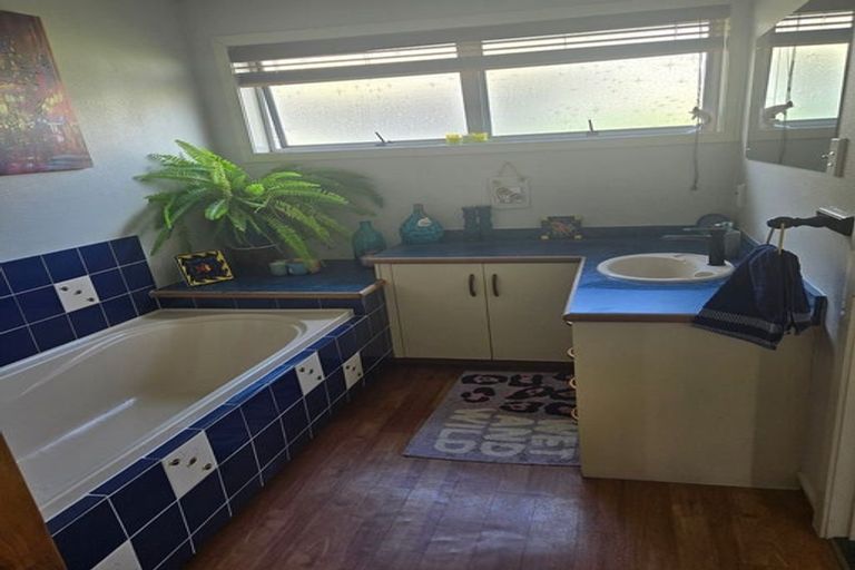 Photo of property in 29 Livingstone Avenue, Nawton, Hamilton, 3200