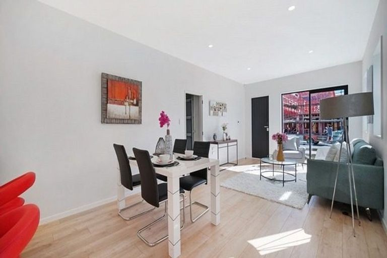 Photo of property in 14 Tetekura Street, Takanini, 2110