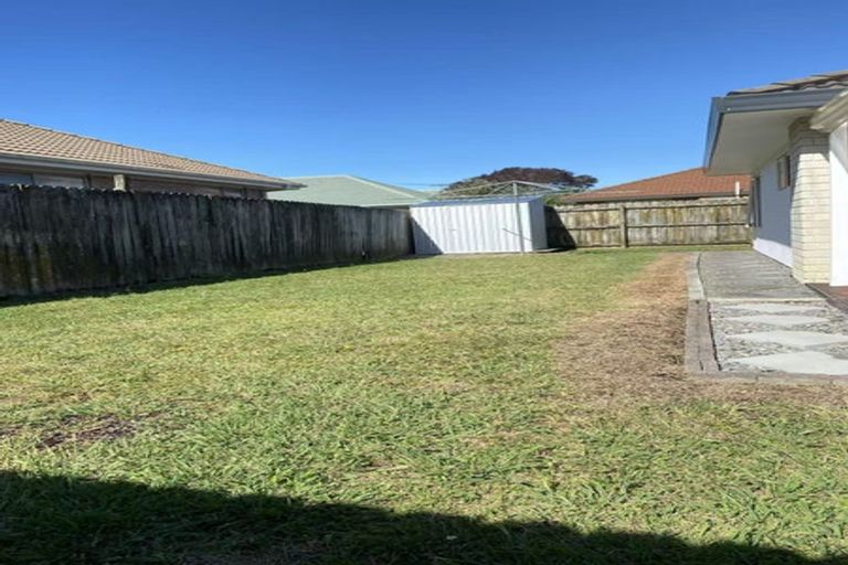 Photo of property in 160 Burswood Drive, Burswood, Auckland, 2013