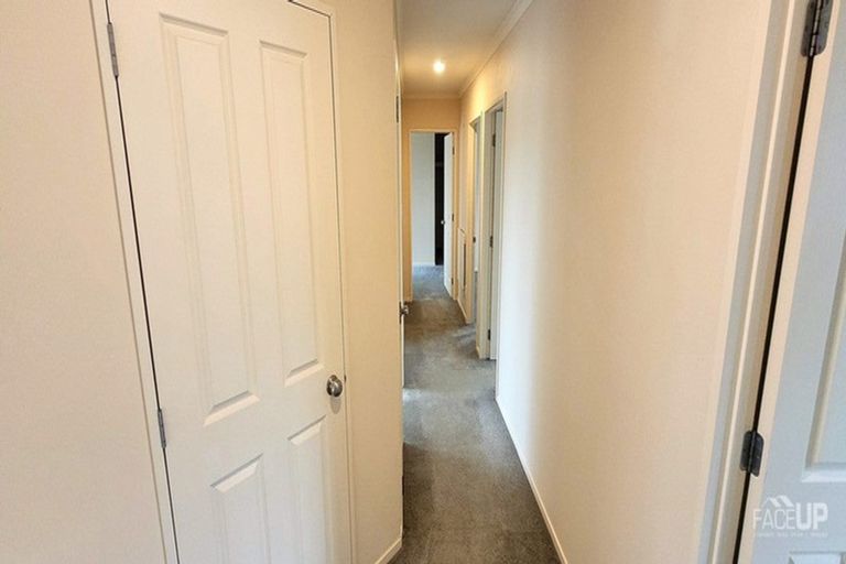 Photo of property in 13 Gendo Avenue, Henderson, Auckland, 0612
