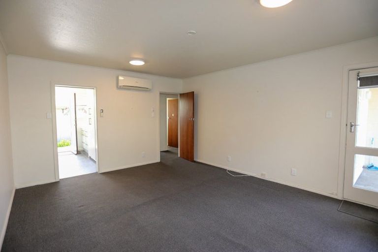 Photo of property in 73 Fairfield Avenue, Addington, Christchurch, 8024