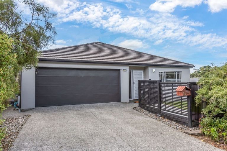 Photo of property in 53 Staithes Drive North, Whitby, Porirua, 5024