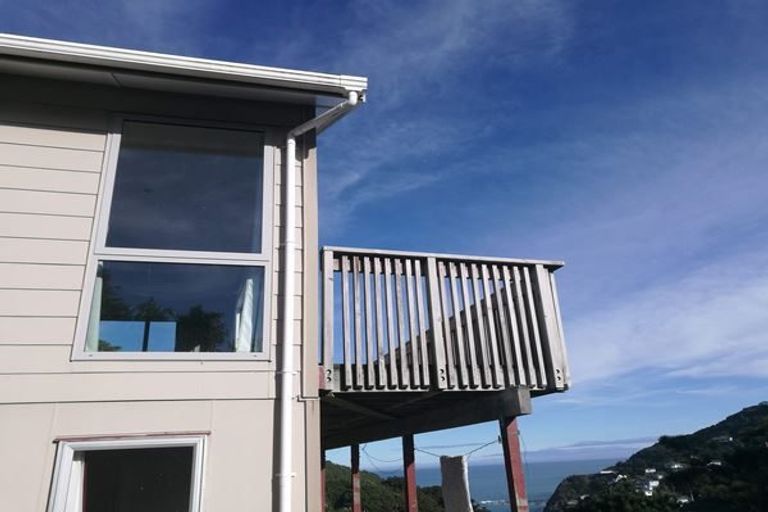 Photo of property in 54d Hungerford Road, Houghton Bay, Wellington, 6023