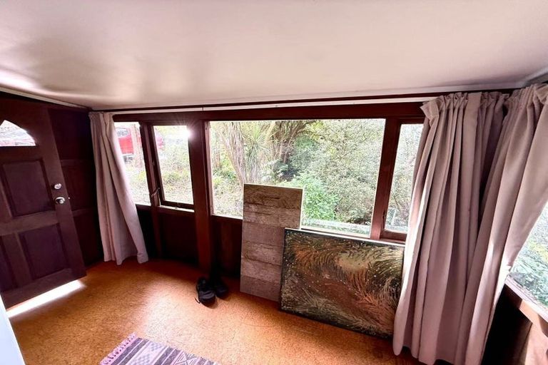 Photo of property in 2 Stanley Road, Glenfield, Auckland, 0629