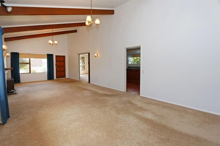 Photo of property in 21 High Street, Hawera, 4610