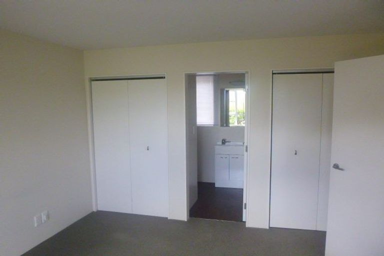Photo of property in 4c The Quadrant, Miramar, Wellington, 6022