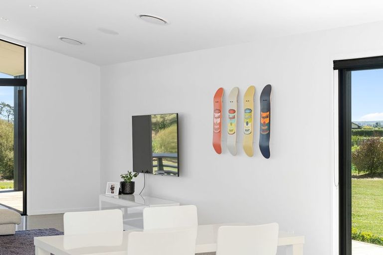 Photo of property in 18 Oriwa Lane, Levin, 5571