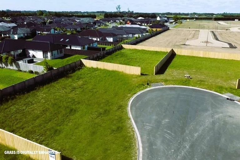 Photo of property in 15 Ivan Mauger Place, Rolleston, 7615