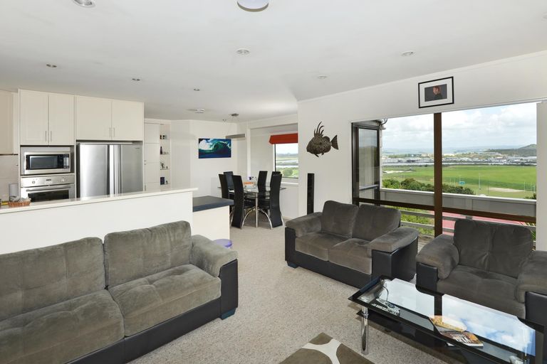 Photo of property in 33a Memorial Drive, Parahaki, Whangarei, 0112