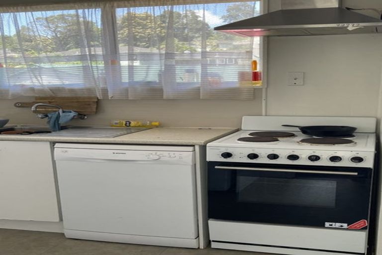 Photo of property in 23 Gallony Avenue, Massey, Auckland, 0614