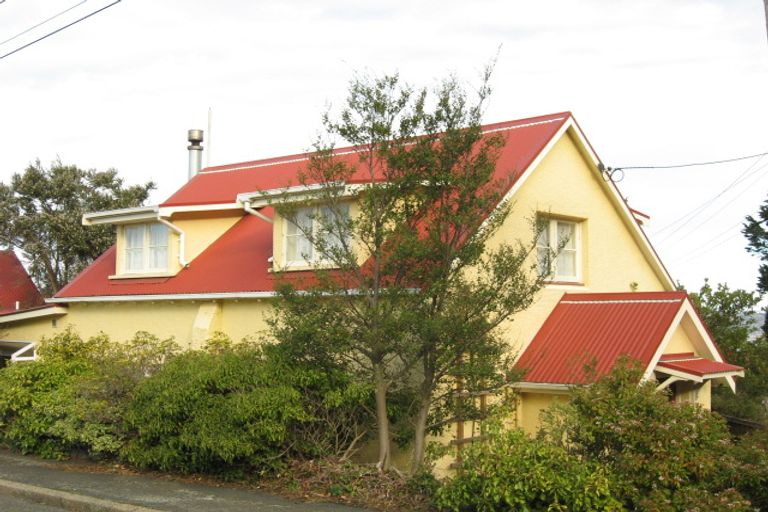 Photo of property in 35 Taupo Street, Ravensbourne, Dunedin, 9022