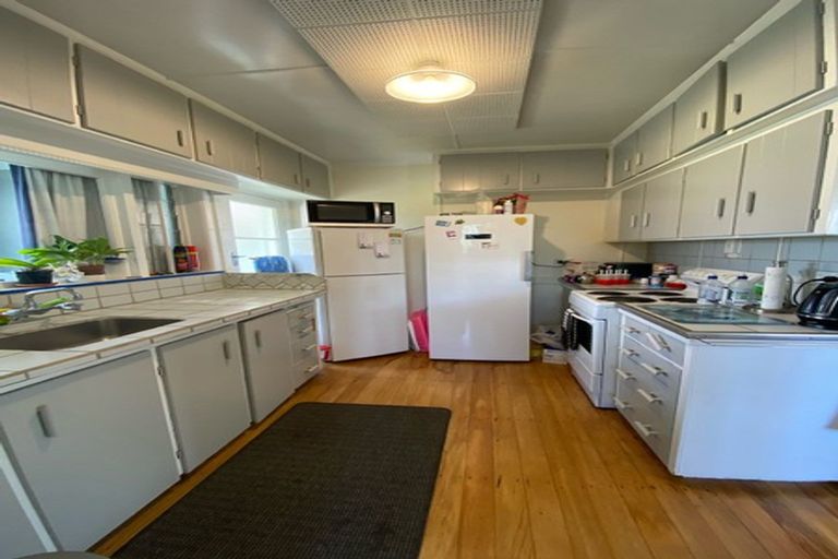 Photo of property in 516 Te Atatu Road, Te Atatu Peninsula, Auckland, 0610