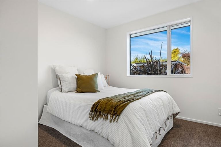 Photo of property in 102 Johns Road, Rangiora, 7400