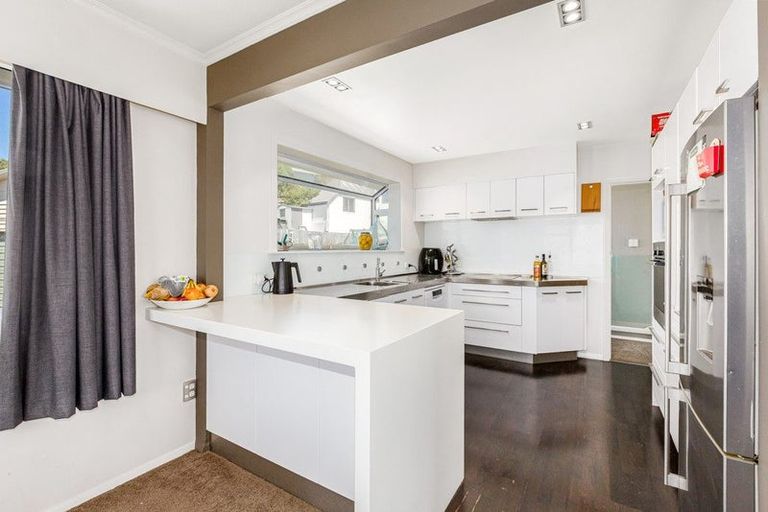 Photo of property in 7 Krishna Way, Khandallah, Wellington, 6035