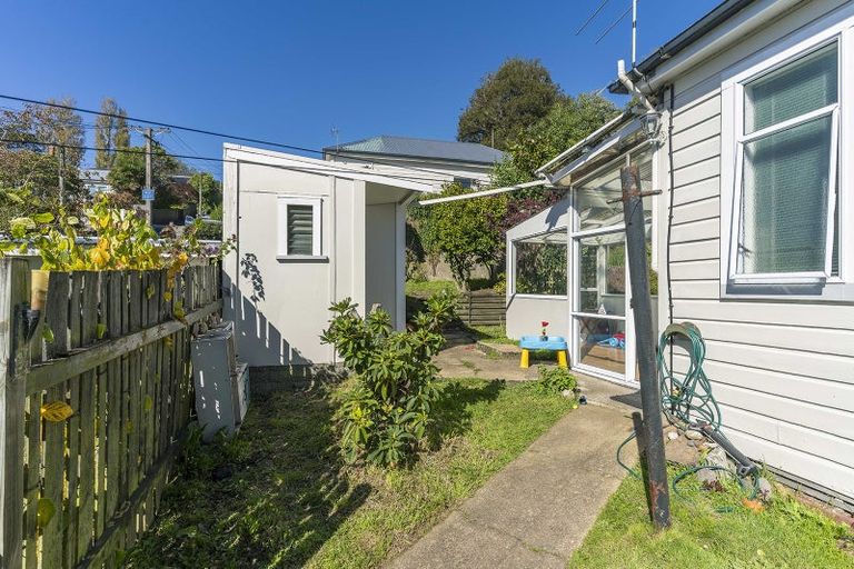Photo of property in 28 Walton Street, Kaikorai, Dunedin, 9010