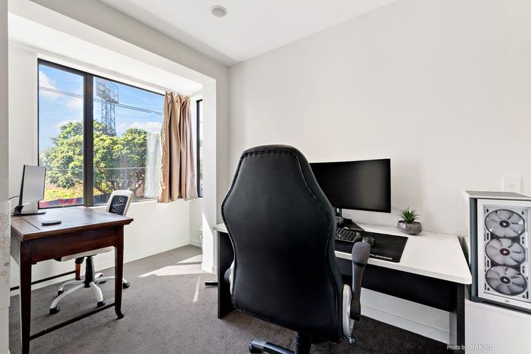 Photo of property in Nouvo Apartments, 21u2c Rugby Street, Mount Cook, Wellington, 6021