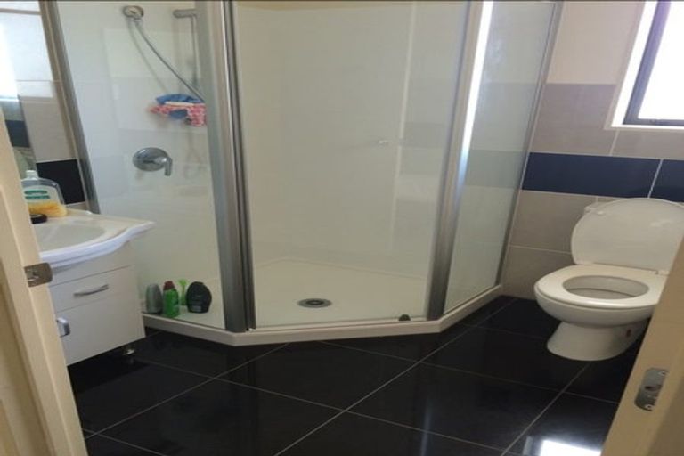 Photo of property in 150 Keri Vista Rise, Papakura, 2110