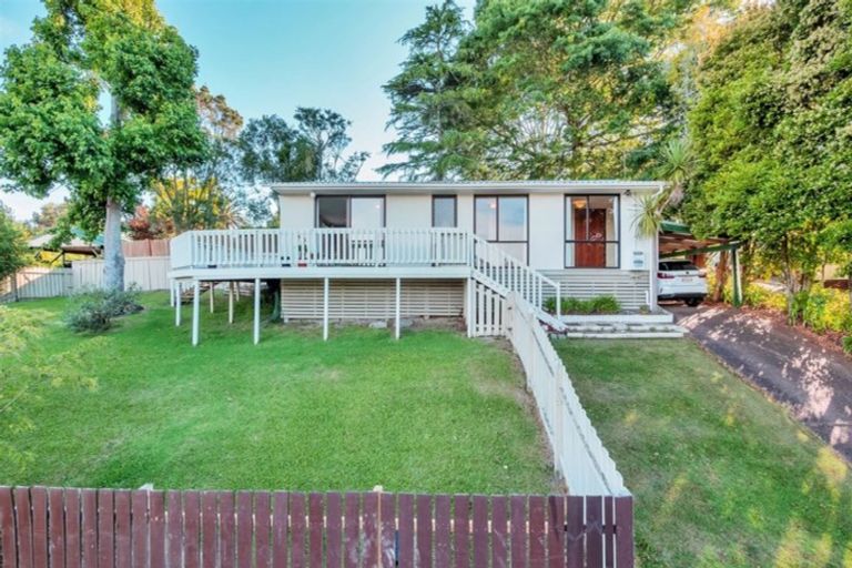Photo of property in 1/9 Lucinda Place, Glen Eden, Auckland, 0602