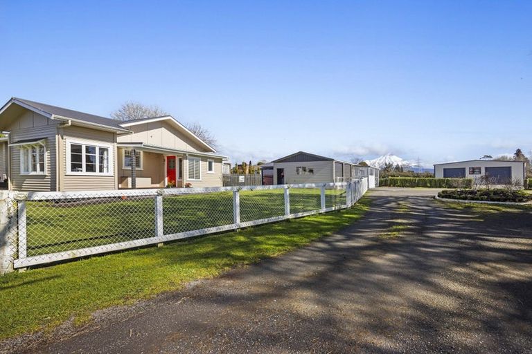 Photo of property in 19 Stanley Road, Stratford, 4394