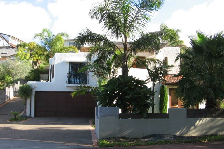Photo of property in 2/34 Oakwood Grove, Eastern Beach, Auckland, 2012