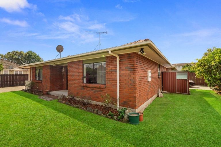 Photo of property in 3/64 Marne Road, Papakura, 2110