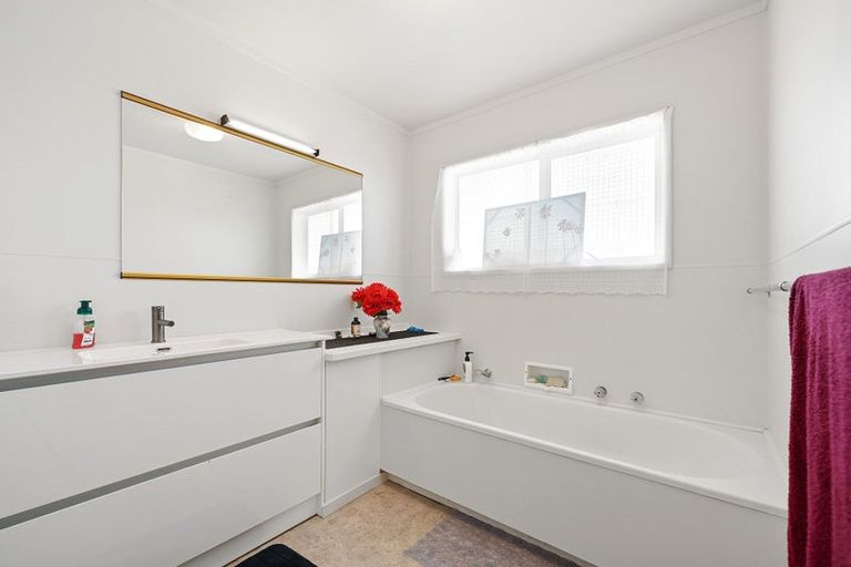 Photo of property in 26 Newcastle Road, Dinsdale, Hamilton, 3204