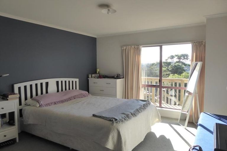 Photo of property in 22 Pelorous Street, Paparangi, Wellington, 6037